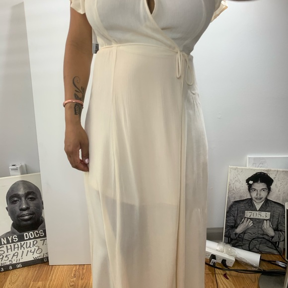 Roko Peach Maxi/ wrap flow dress - Picture 3 of 5